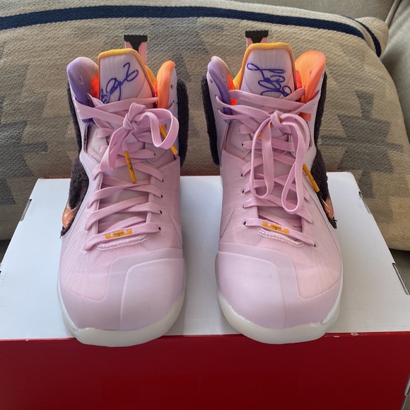 NIKE Lebron IX Regal pink multicolor NWT size 8.5 - Picture 2 of 14